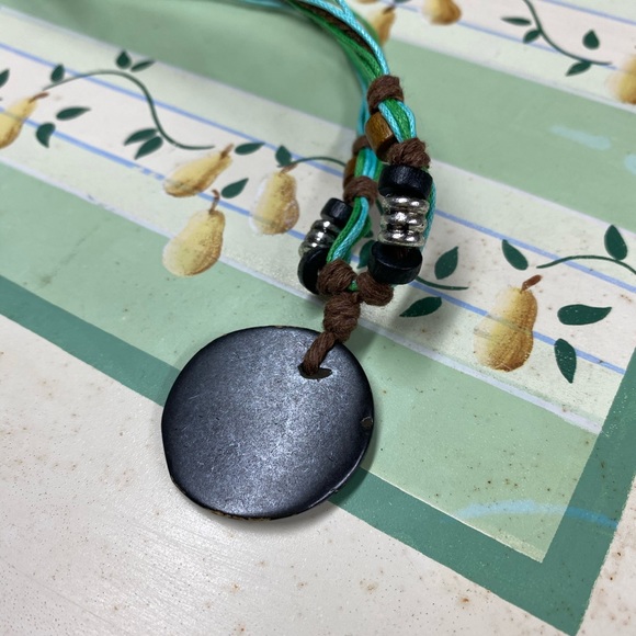 Necklace, Pura Vida Costa Rica BNWOT - Picture 2 of 3